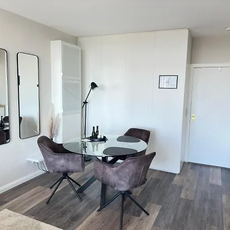 Timmendomizil - Schoene In Bester Lage - Sonnenseite Apartment