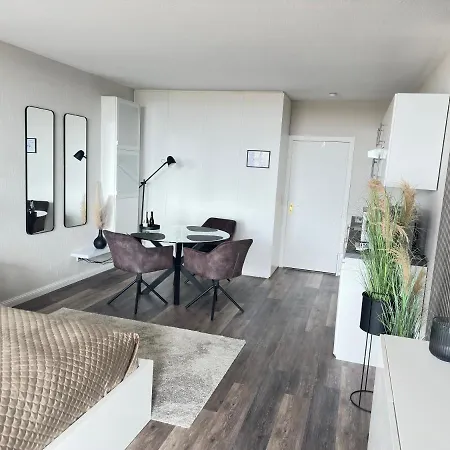 Timmendomizil - Schoene In Bester Lage - Sonnenseite Apartment *